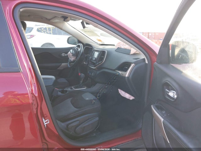 2017 JEEP CHEROKEE 1C4PJLAB7HW654564 Photo 4