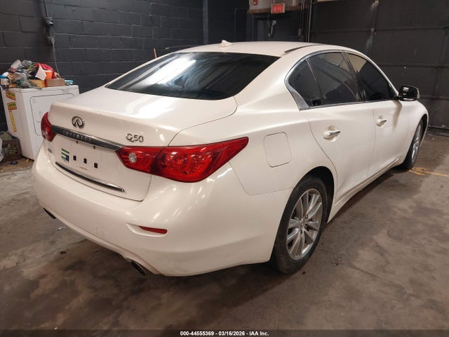 44555369 :رقم المزاد ، JN1BV7AR2FM401604 vin ، 2015 Infiniti Q50 Premium مزاد بيع