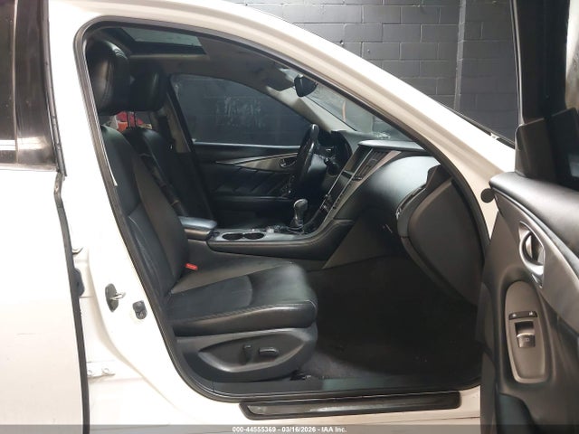 44555369 :رقم المزاد ، JN1BV7AR2FM401604 vin ، 2015 Infiniti Q50 Premium مزاد بيع