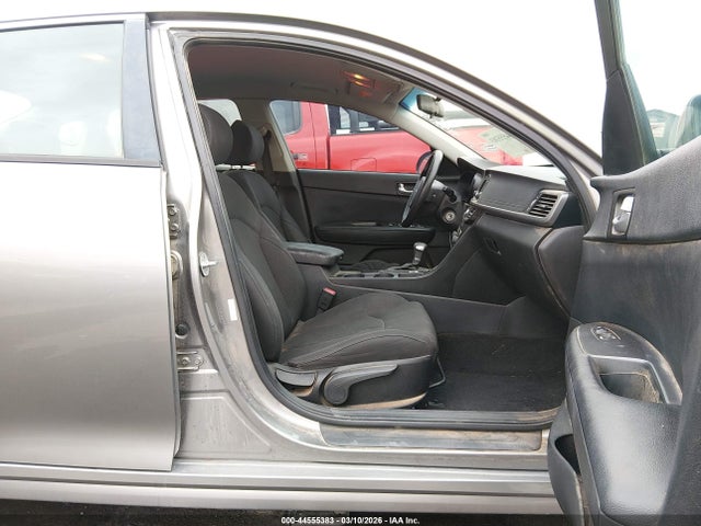 Продажа на аукционе авто 2016 Kia Optima Lx, vin: 5XXGT4L34GG004922, номер лота: 44555383