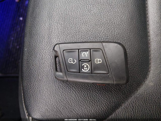 2018 Volkswagen Tiguan 2.0t Sel Premium მანქანა იყიდება აუქციონზე, vin: 3VV4B7AX6JM132423, აუქციონის ნომერი: 44555399