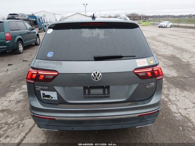 2018 Volkswagen Tiguan 2.0t Sel Premium მანქანა იყიდება აუქციონზე, vin: 3VV4B7AX6JM132423, აუქციონის ნომერი: 44555399