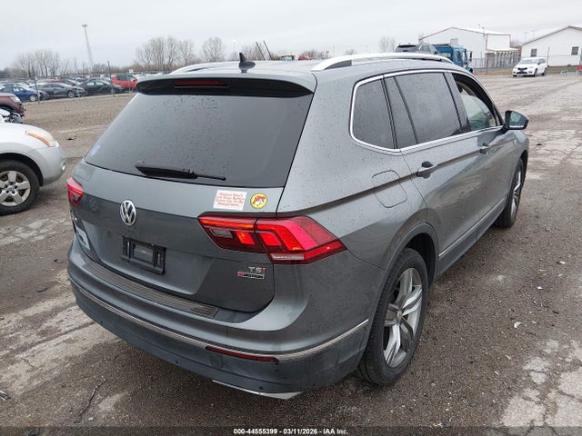 2018 Volkswagen Tiguan 2.0t Sel Premium მანქანა იყიდება აუქციონზე, vin: 3VV4B7AX6JM132423, აუქციონის ნომერი: 44555399