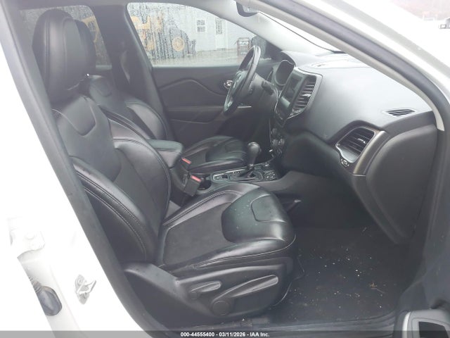 Продажа на аукционе авто 2019 Jeep Cherokee Latitude Plus 4x4, vin: 1C4PJMLB0KD237499, номер лота: 44555400