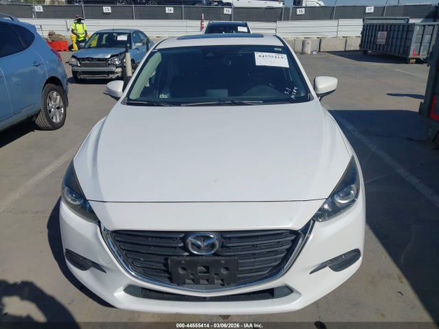3MZBN1L39JM270409 Mazda Mazda3 Touring