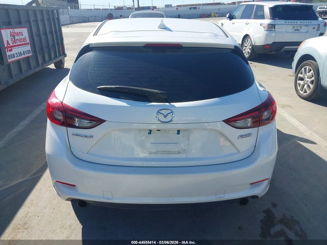 3MZBN1L39JM270409 Mazda Mazda3 Touring