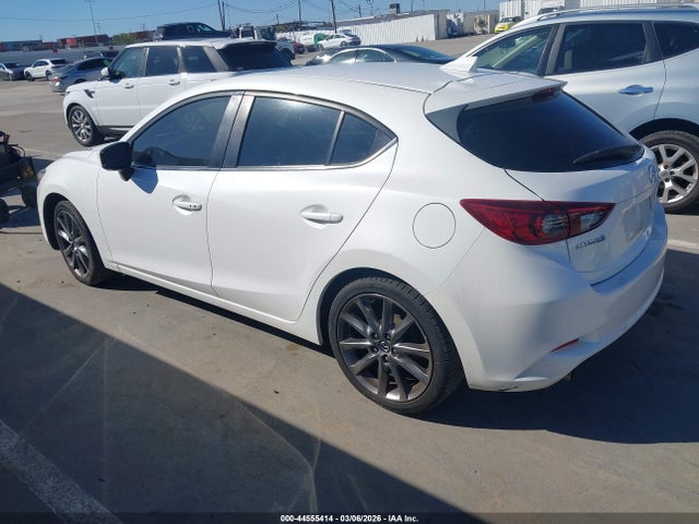 3MZBN1L39JM270409 Mazda Mazda3 Touring
