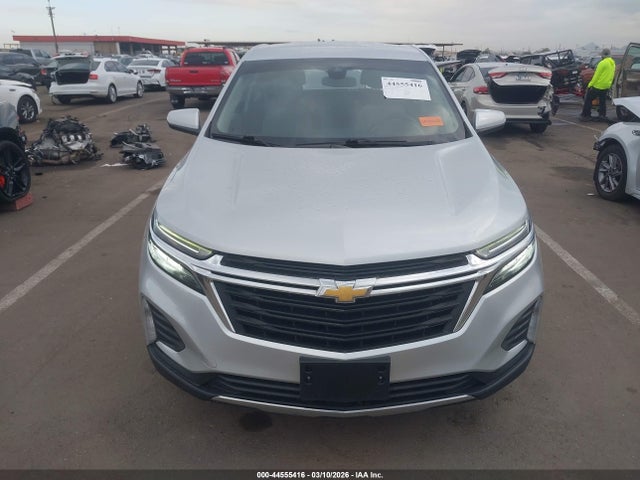 3GNAXUEV8NL191213 Chevrolet Equinox Awd Lt
