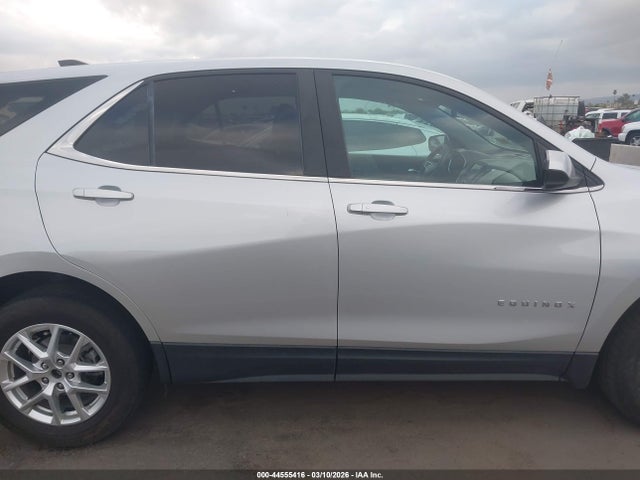3GNAXUEV8NL191213 Chevrolet Equinox Awd Lt