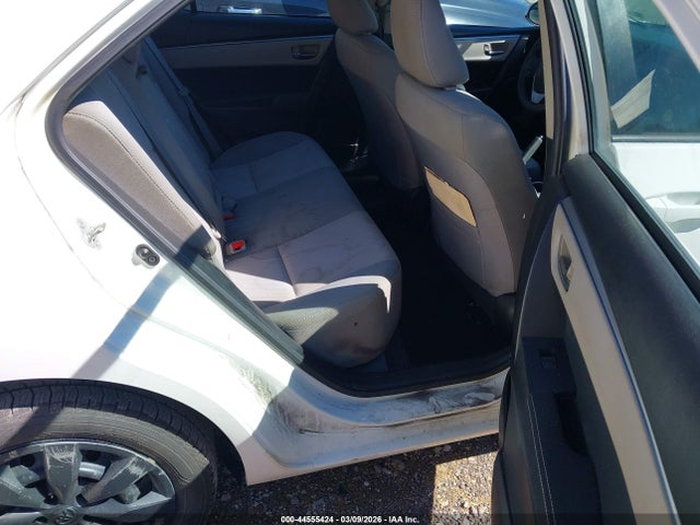 44555424 :رقم المزاد ، 2T1BURHE1FC333792 vin ، 2015 Toyota Corolla Le مزاد بيع