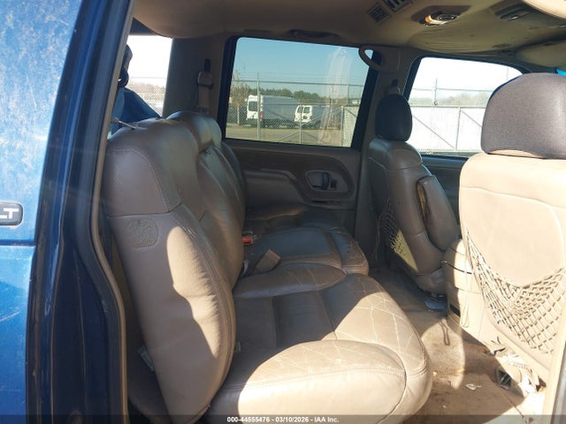 Продажа на аукционе авто 1997 Gmc Suburban 1500 Slt Cmi, vin: 1GKFK16R0VJ746681, номер лота: 44555476