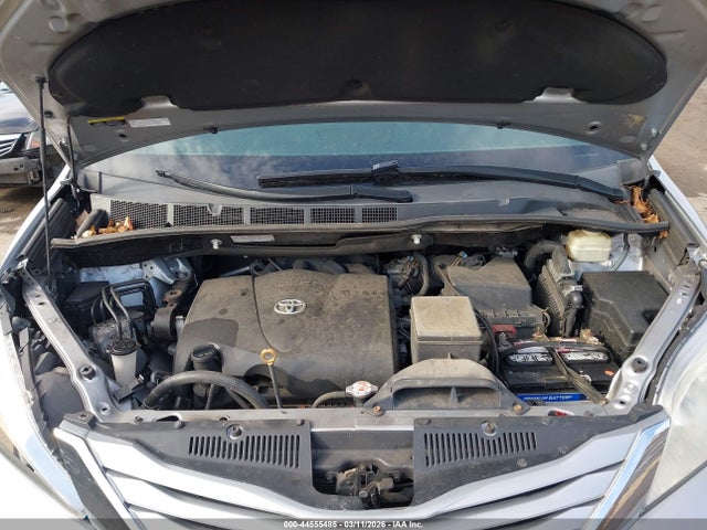 Toyota Sienna Le 7 Passenger 2017 5TDJZ3DC1HS156993 Image 10