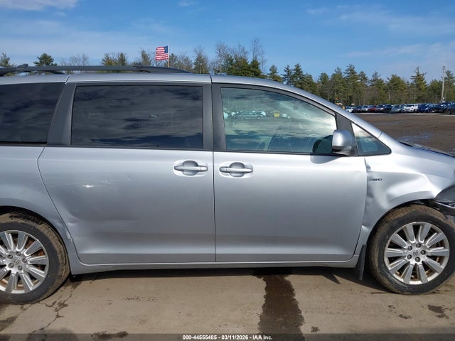 Toyota Sienna Le 7 Passenger 2017 5TDJZ3DC1HS156993 Image 13