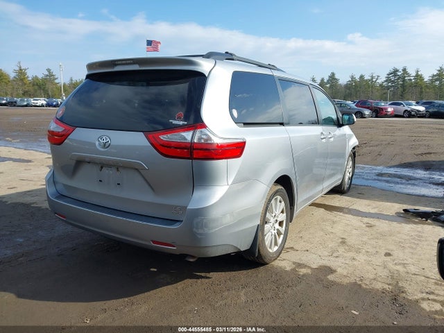Toyota Sienna Le 7 Passenger 2017 5TDJZ3DC1HS156993 Image 4