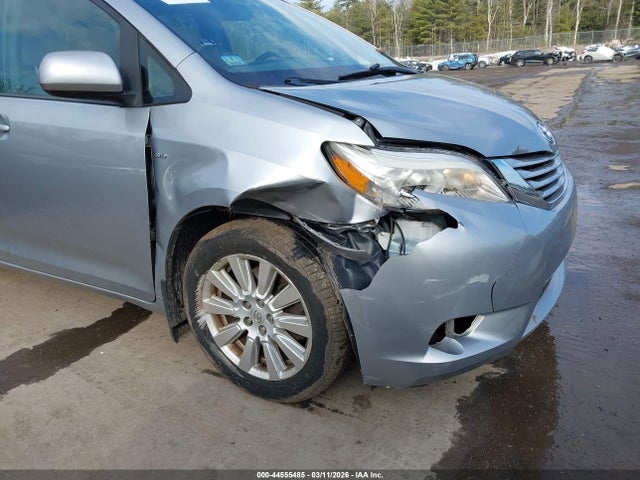 Toyota Sienna Le 7 Passenger 2017 5TDJZ3DC1HS156993 Image 6