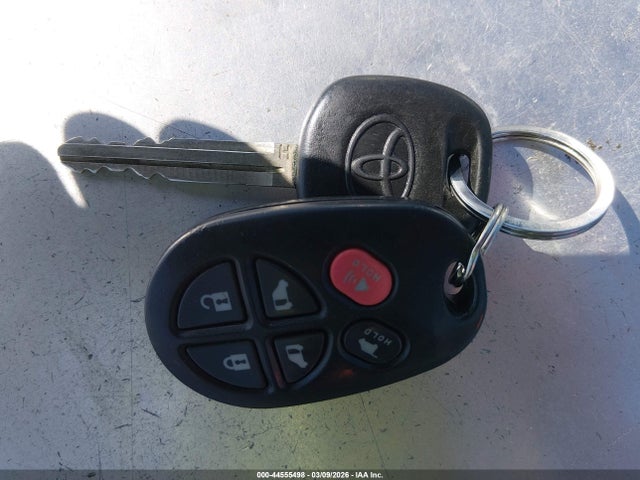 Toyota Sienna Se 8 Passenger 2015 5TDXK3DC9FS614792 Image 11