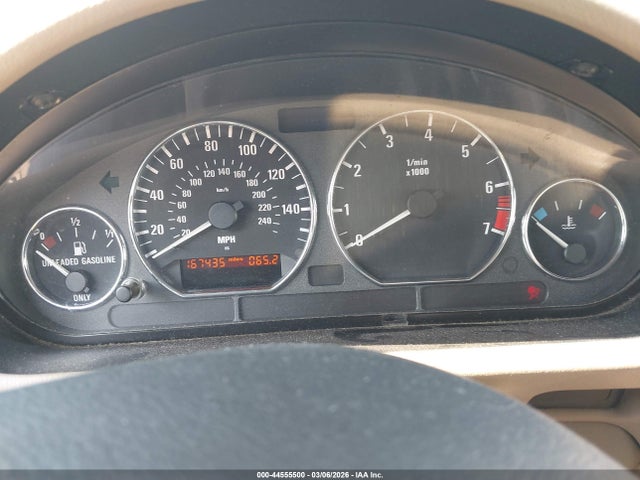 44555500 :رقم المزاد ، 4USCH3349YLF42677 vin ، 2000 Bmw Z3 2.8 مزاد بيع