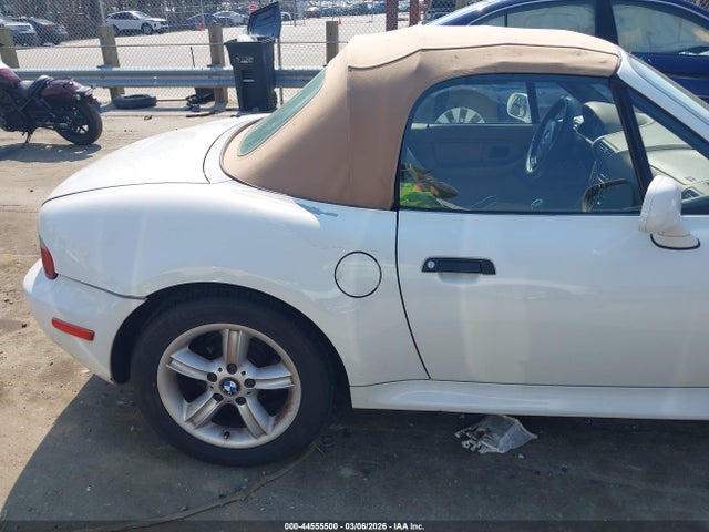 44555500 :رقم المزاد ، 4USCH3349YLF42677 vin ، 2000 Bmw Z3 2.8 مزاد بيع