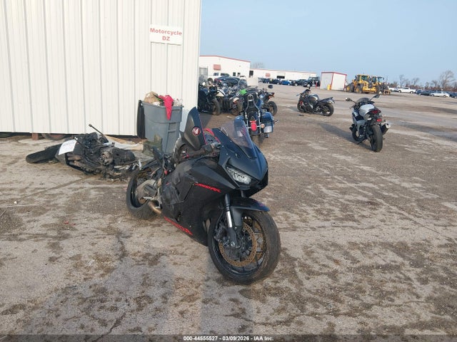 2017 HONDA CBR1000 JH2SC7750HK000663