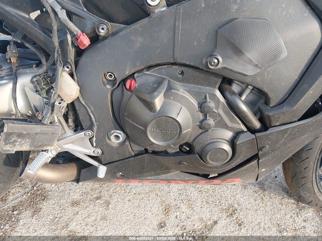 2017 HONDA CBR1000 JH2SC7750HK000663 Photo 7