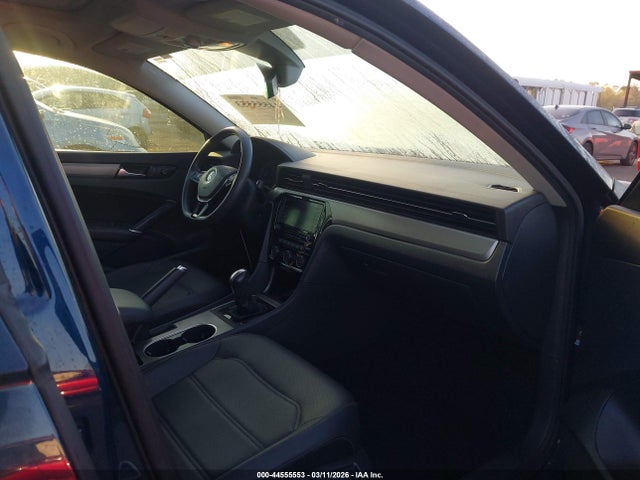 Продаж на аукціоні авто 2022 Volkswagen Passat 2.0t Se, vin: 1VWSA7A34NC007883, номер лоту: 44555553