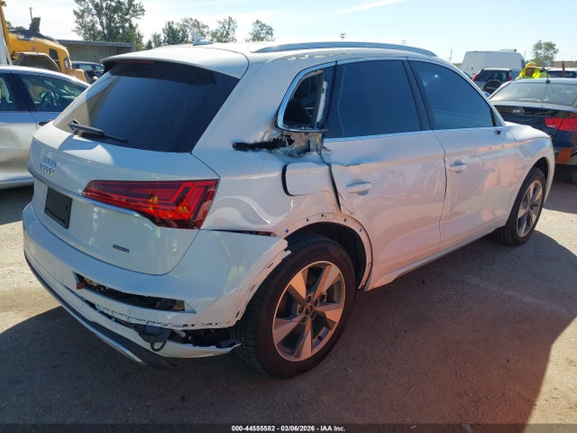 WA1ABAFY4R2144826 Audi Q5 Premium 40 Tfsi Quattro S Tronic