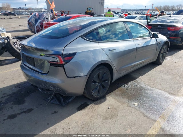 2025 TESLA MODEL 3 5YJ3E1EA9SF990432 Photo 3