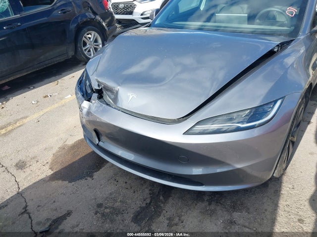 2025 TESLA MODEL 3 5YJ3E1EA9SF990432 Photo 5