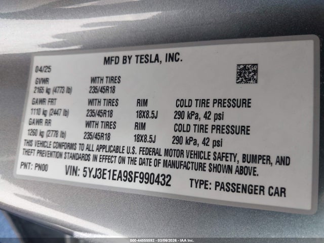 2025 TESLA MODEL 3 5YJ3E1EA9SF990432 Photo 8