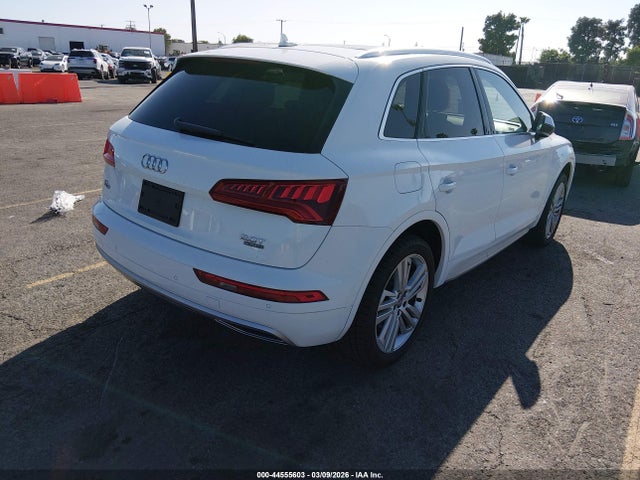 WA1BNAFY4J2050459 Audi Q5 2.0t Premium/2.0t Tech Premium