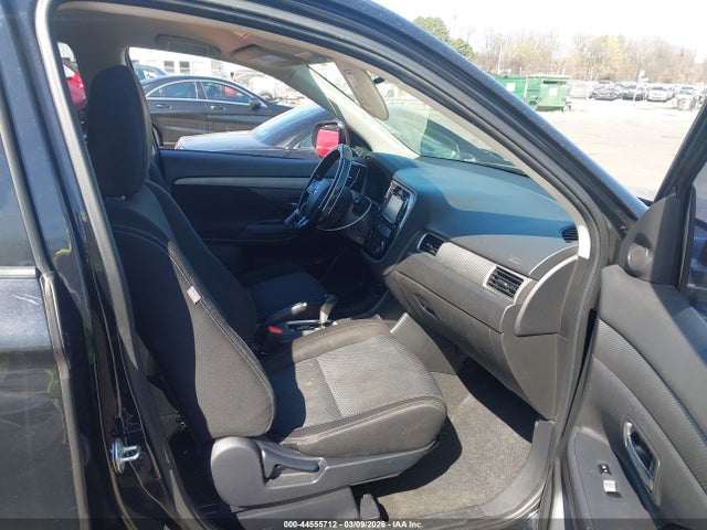 2016 MITSUBISHI OUTLANDER JA4AD3A36GZ035712 Photo 4