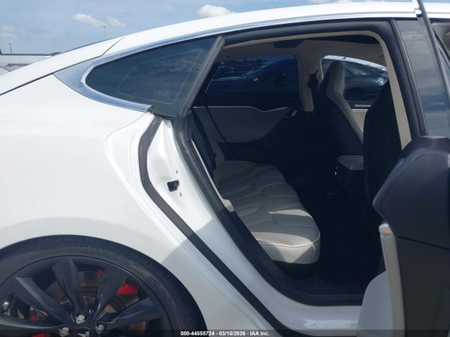 Aukcja sprzedaży 2013 Tesla Model S Performance, vin: 5YJSA1CP5DFP06439, numer aukcji: 44555724