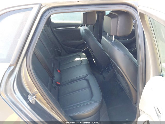 2018 AUDI A3 E-TRON WAUTPBFF9JA098504 Photo 7