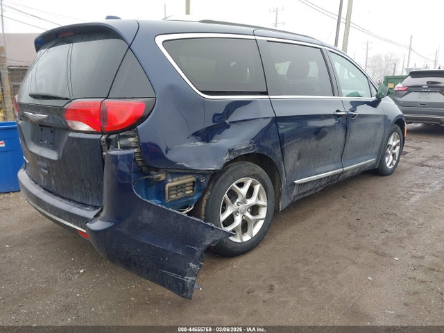 Продаж на аукціоні авто 2018 Chrysler Pacifica Touring L Plus, vin: 2C4RC1EG5JR292164, номер лоту: 44555759
