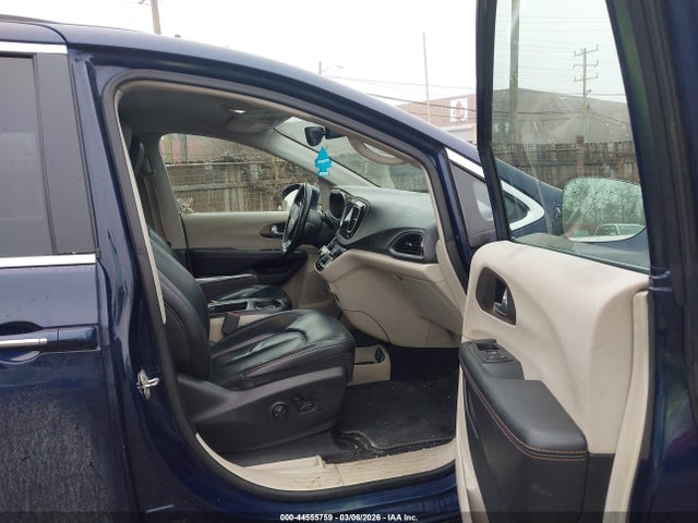 Продаж на аукціоні авто 2018 Chrysler Pacifica Touring L Plus, vin: 2C4RC1EG5JR292164, номер лоту: 44555759