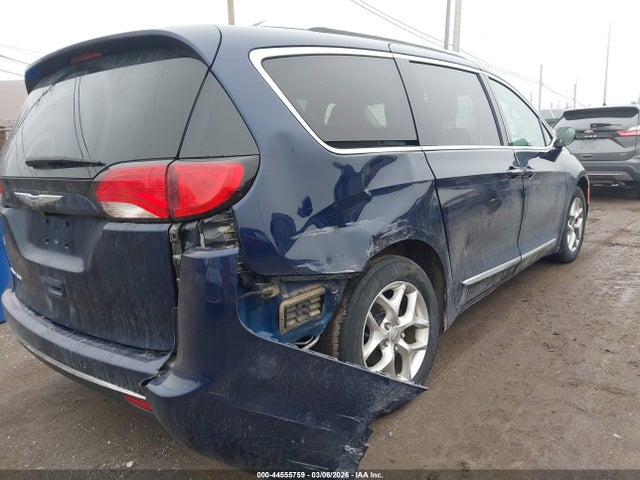 Продаж на аукціоні авто 2018 Chrysler Pacifica Touring L Plus, vin: 2C4RC1EG5JR292164, номер лоту: 44555759