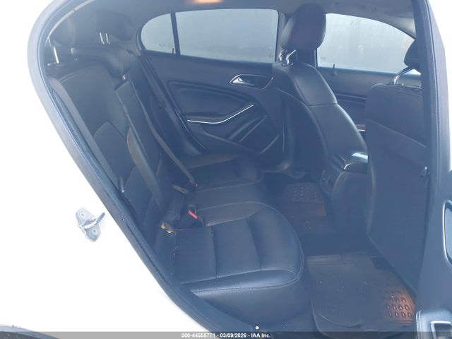 2018 MERCEDES-BENZ GLA 250 WDCTG4GB1JJ466999 Photo 7