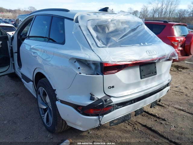 Aukcja sprzedaży 2025 Audi Q6 E-tron Premium Plus Quattro, vin: WA124BGF5SA009111, numer aukcji: 44555784