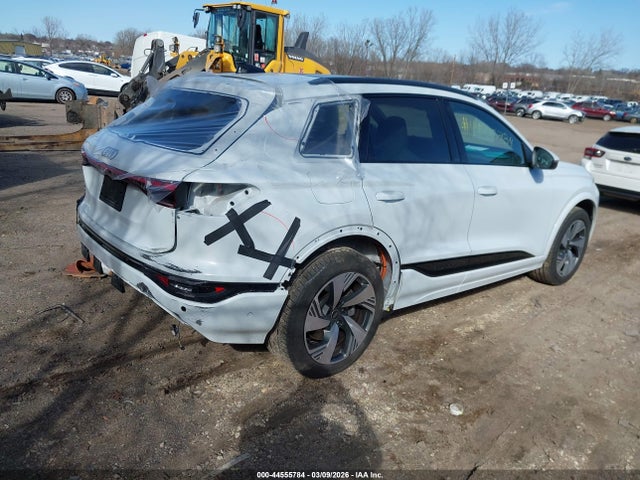 Aukcja sprzedaży 2025 Audi Q6 E-tron Premium Plus Quattro, vin: WA124BGF5SA009111, numer aukcji: 44555784
