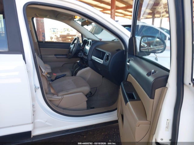 Jeep Compass Sport 2014 1C4NJCBA0ED602424 Image 5