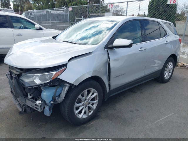 Chevrolet EQUINOX LT 2019 2GNAXKEV7K6187027 Image 2