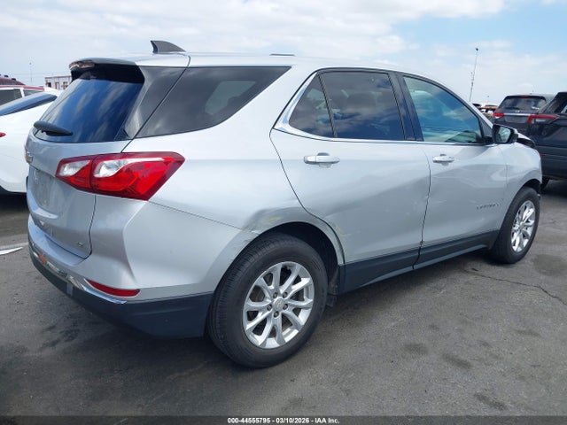 Chevrolet EQUINOX LT 2019 2GNAXKEV7K6187027 Image 4