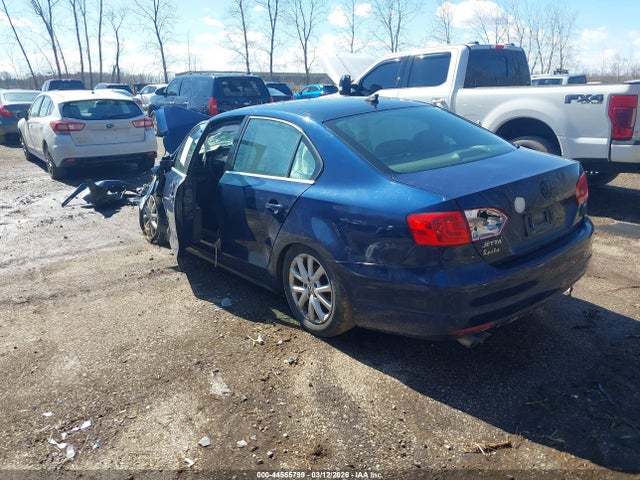 2014 Volkswagen Jetta 1.8t Se მანქანა იყიდება აუქციონზე, vin: 3VWD17AJ9EM422512, აუქციონის ნომერი: 44555799