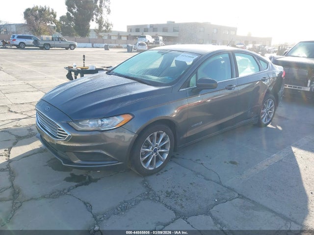 Ford Fusion Hybrid Se 2017 3FA6P0LU7HR374773 Image 2