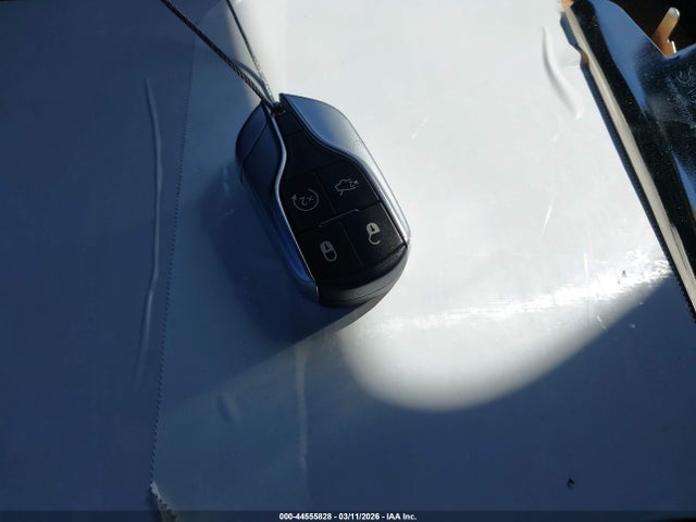 2021 MASERATI LEVANTE ZN661XUL8MX357507 Photo 10