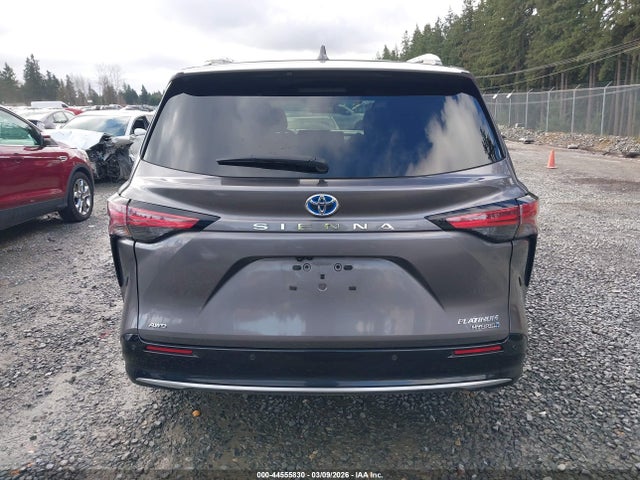 Toyota Sienna Platinum 2024 5TDESKFC0RS143358 Image 16