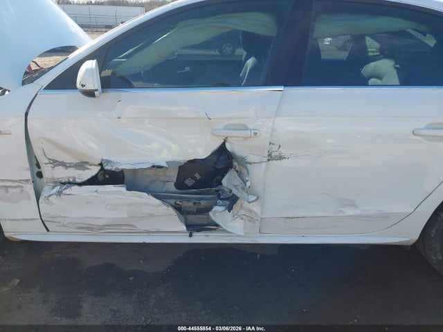 2014 AUDI A4 WAUAFAFL8EA046832 Photo 5