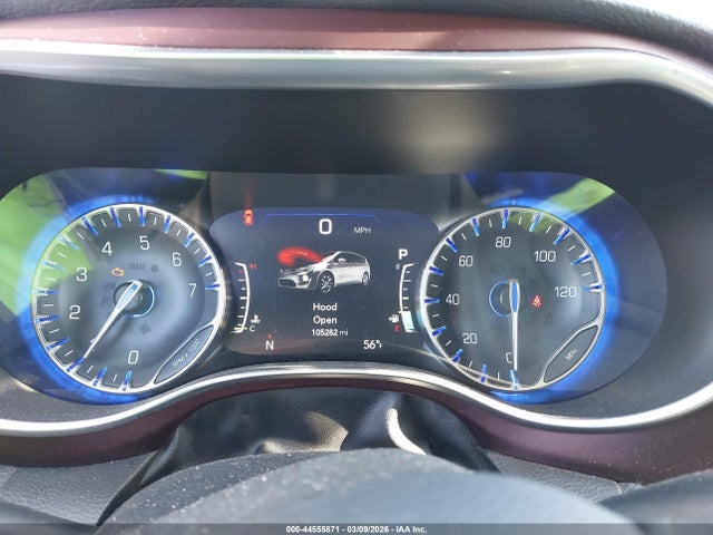 44555871 :رقم المزاد ، 2C4RC1GG1HR570114 vin ، 2017 Chrysler Pacifica Limited مزاد بيع