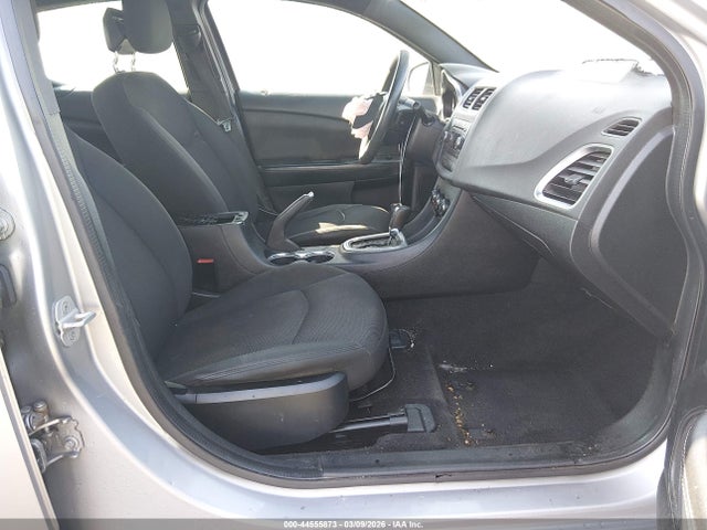 2013 Dodge Avenger Se მანქანა იყიდება აუქციონზე, vin: 1C3CDZAB8DN529506, აუქციონის ნომერი: 44555873