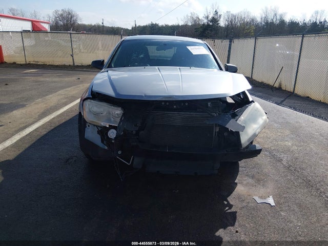 2013 Dodge Avenger Se მანქანა იყიდება აუქციონზე, vin: 1C3CDZAB8DN529506, აუქციონის ნომერი: 44555873